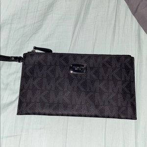Michael Kors wristlet